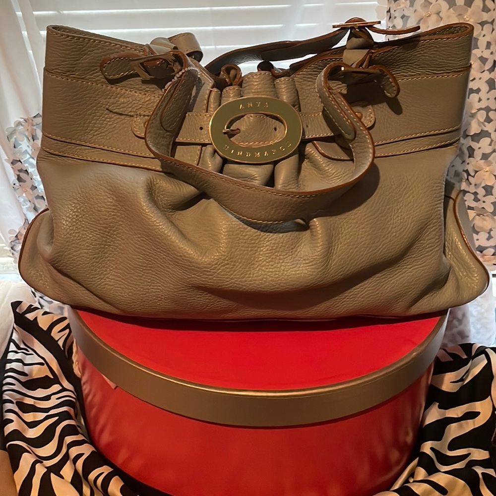 Anya Hindmarch Mint Green Leather Buckle Shoulder Bag🔺FIRM🔺